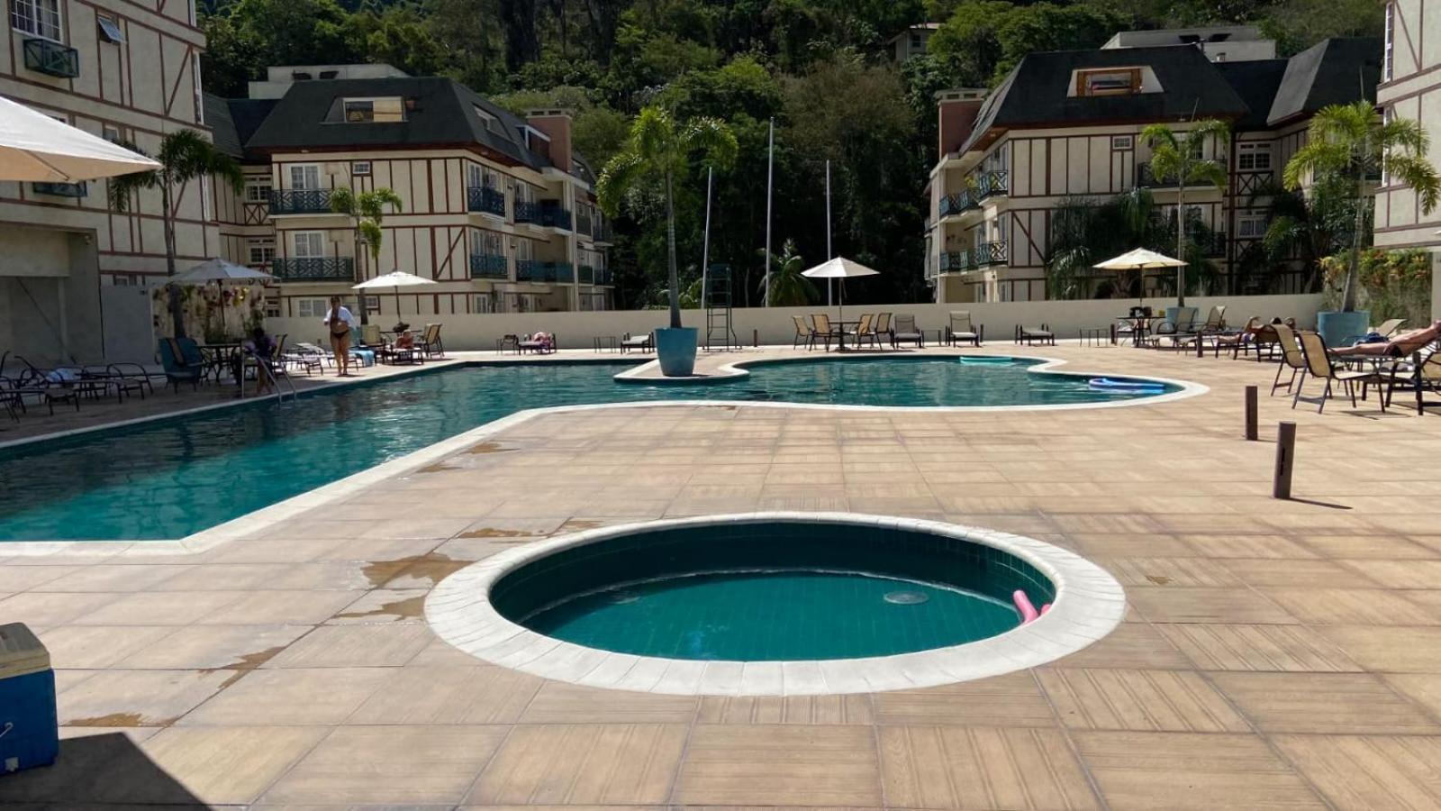 Granja Brasil - Lindo - Com Piscina E Lazer - No Centro De Itaipava Apartment