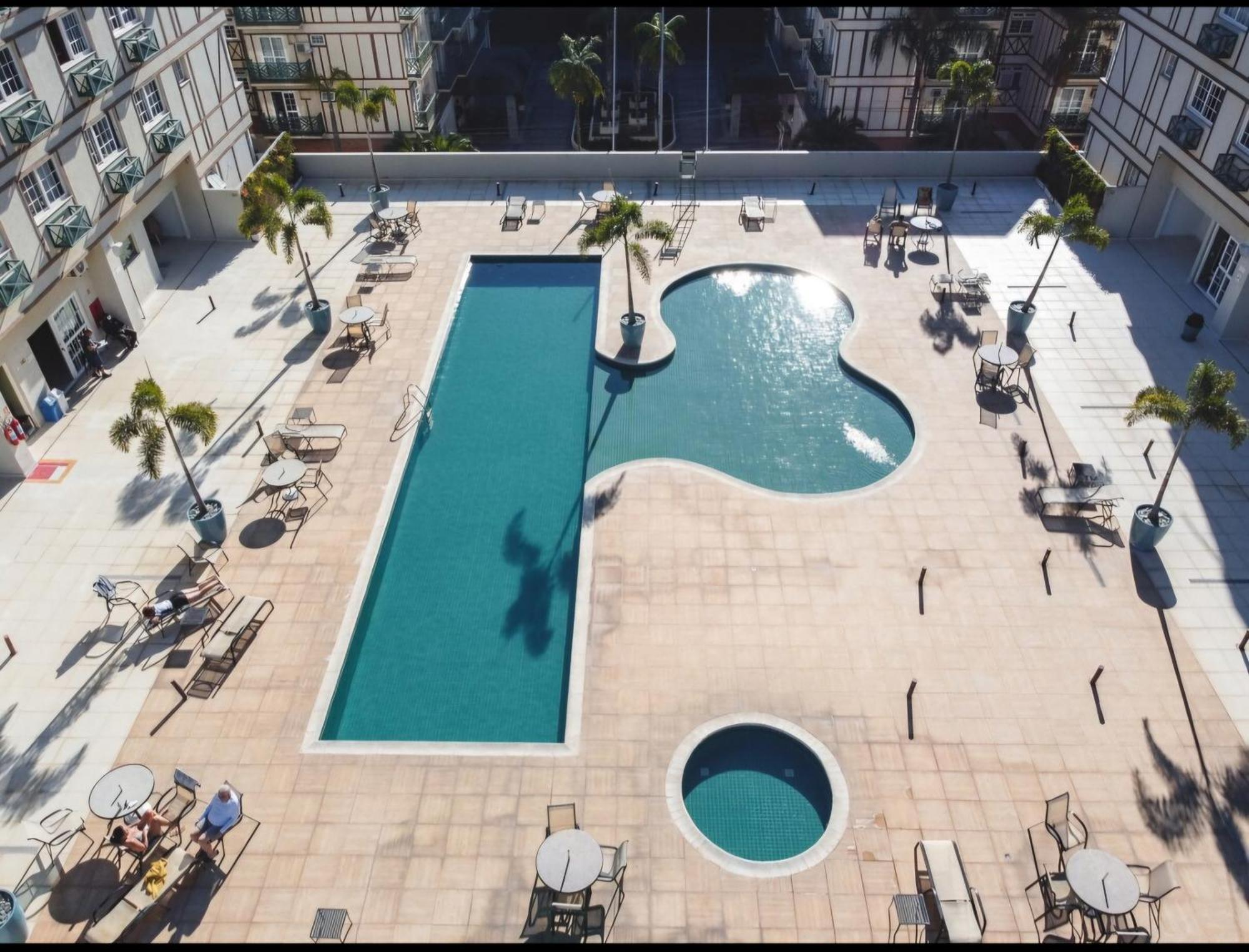 Granja Brasil - Lindo - Com Piscina E Lazer - No Centro De Itaipava *